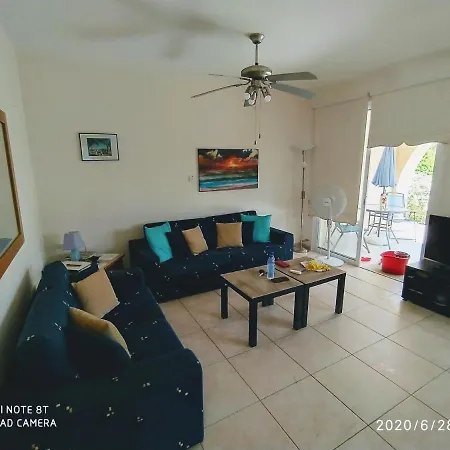 Entire Flat Peyia, Coral Bay, Paphos, Apartment