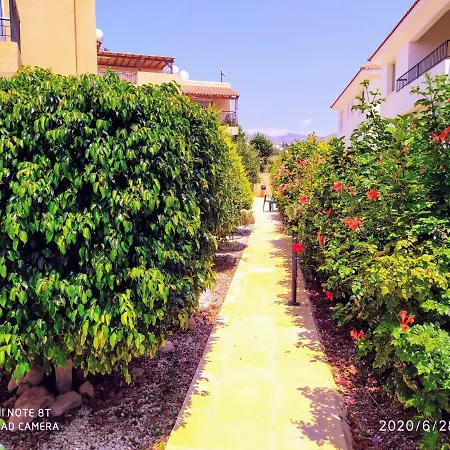 Apartment Entire Flat Peyia, Coral Bay, Paphos, Peyia